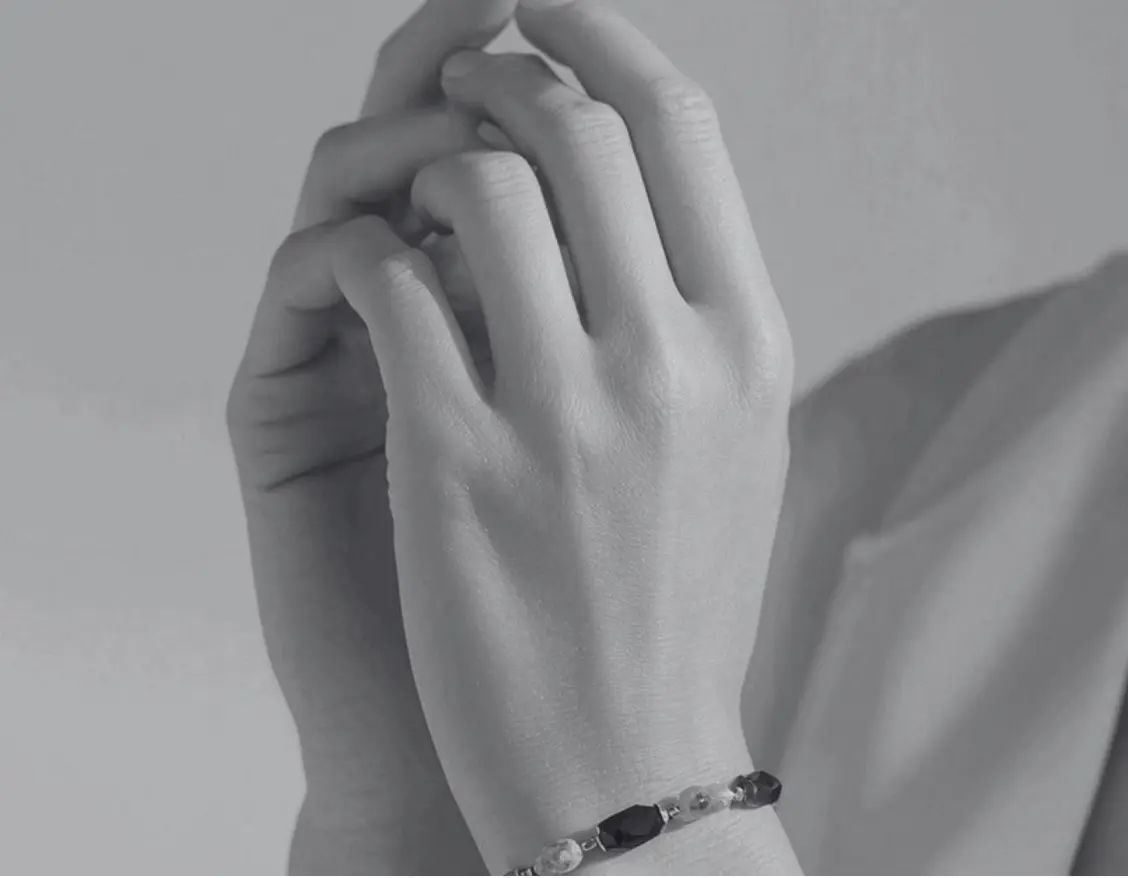 HAND REJUVENATION